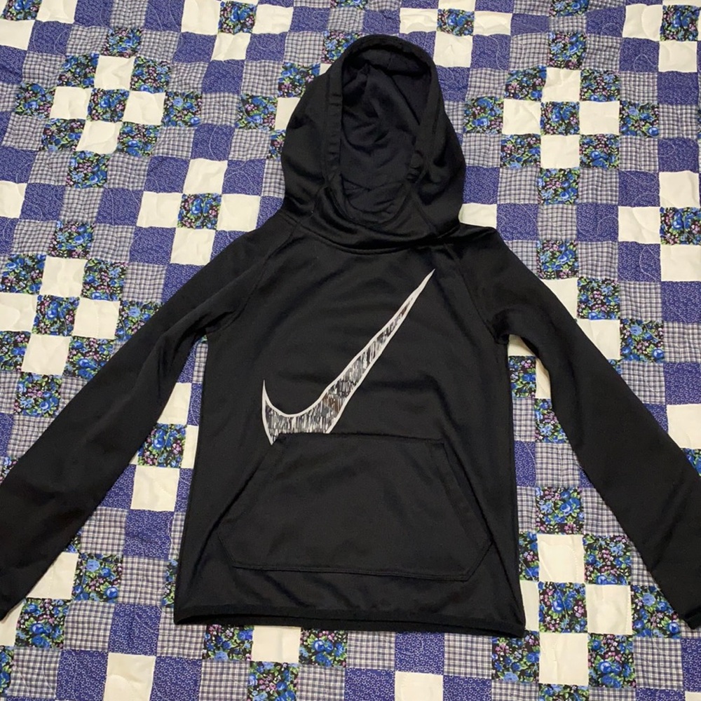 Nike Dri Fit sweatshirt size small